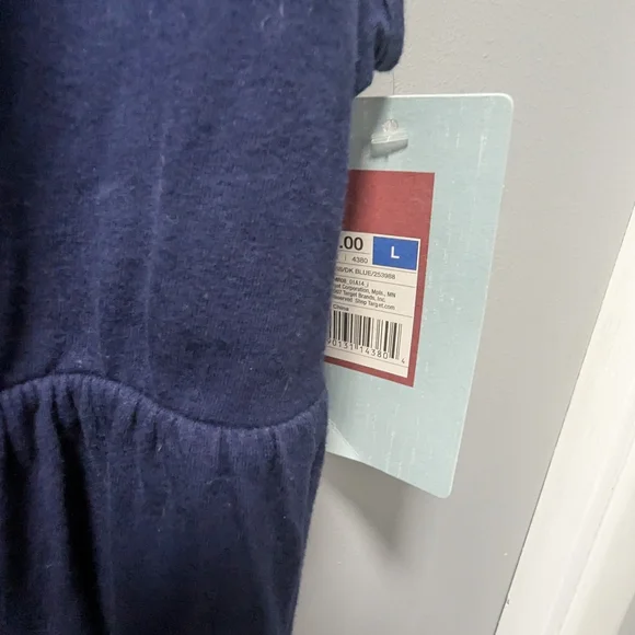 Mossimo Supply Co. Deep Blue Top - Picture 2 of 4